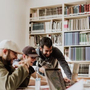 priscilla du preez XkKCui44iM0 unsplash